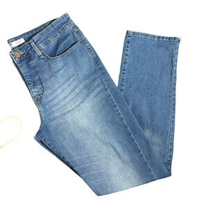 Levi’s | Signature | Slimming Straight Denim Jeans | Womens 10 | Size 30